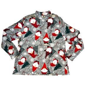 Runway Ready Women’s Holiday Top XL Grey Gnome Snowflake Print Christmas Shirt